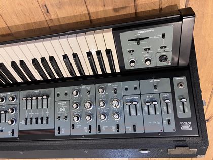 Roland-SH5